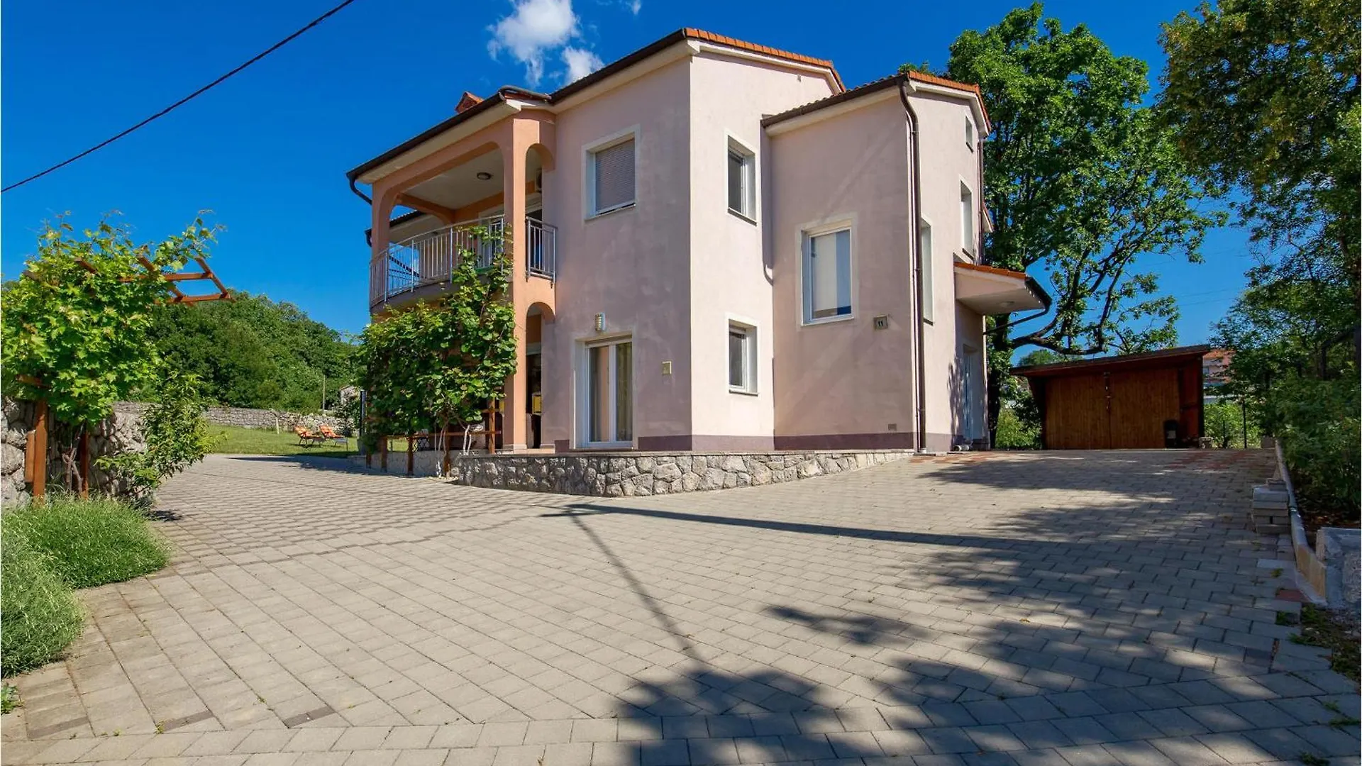 Nice Apartment In Kastav With Wifi